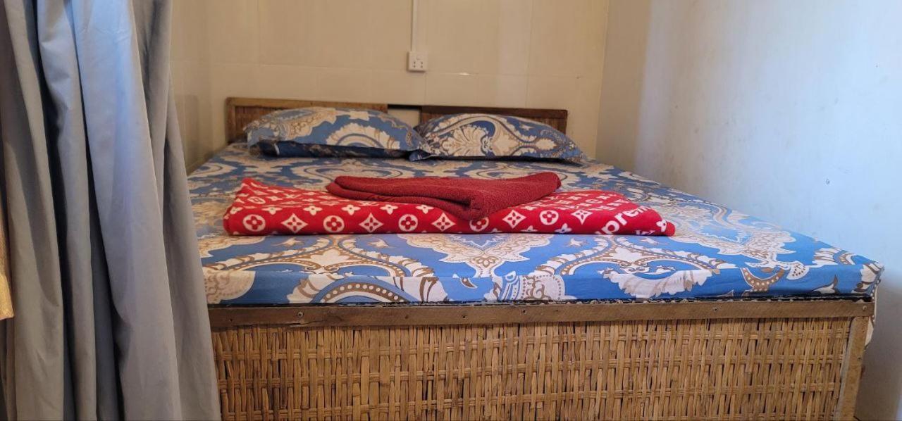 Park Inn Boutique And Hostel Kampot Exteriör bild